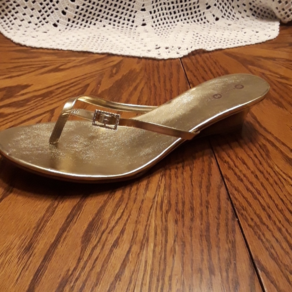 NEW Studio H sandal